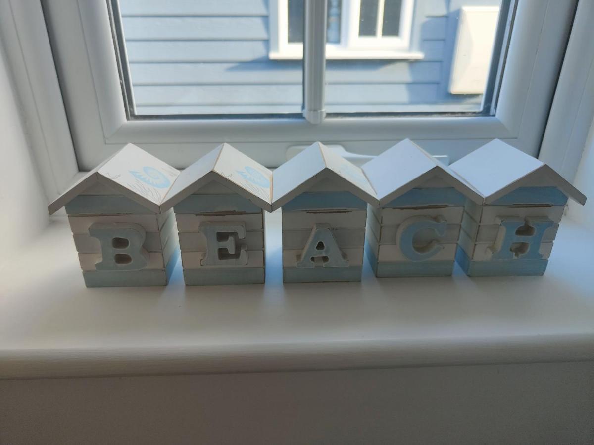 Azure Beach House Filey Exterior foto