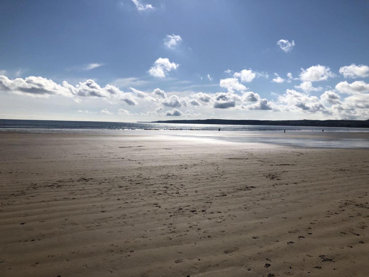 Azure Beach House Filey Exterior foto