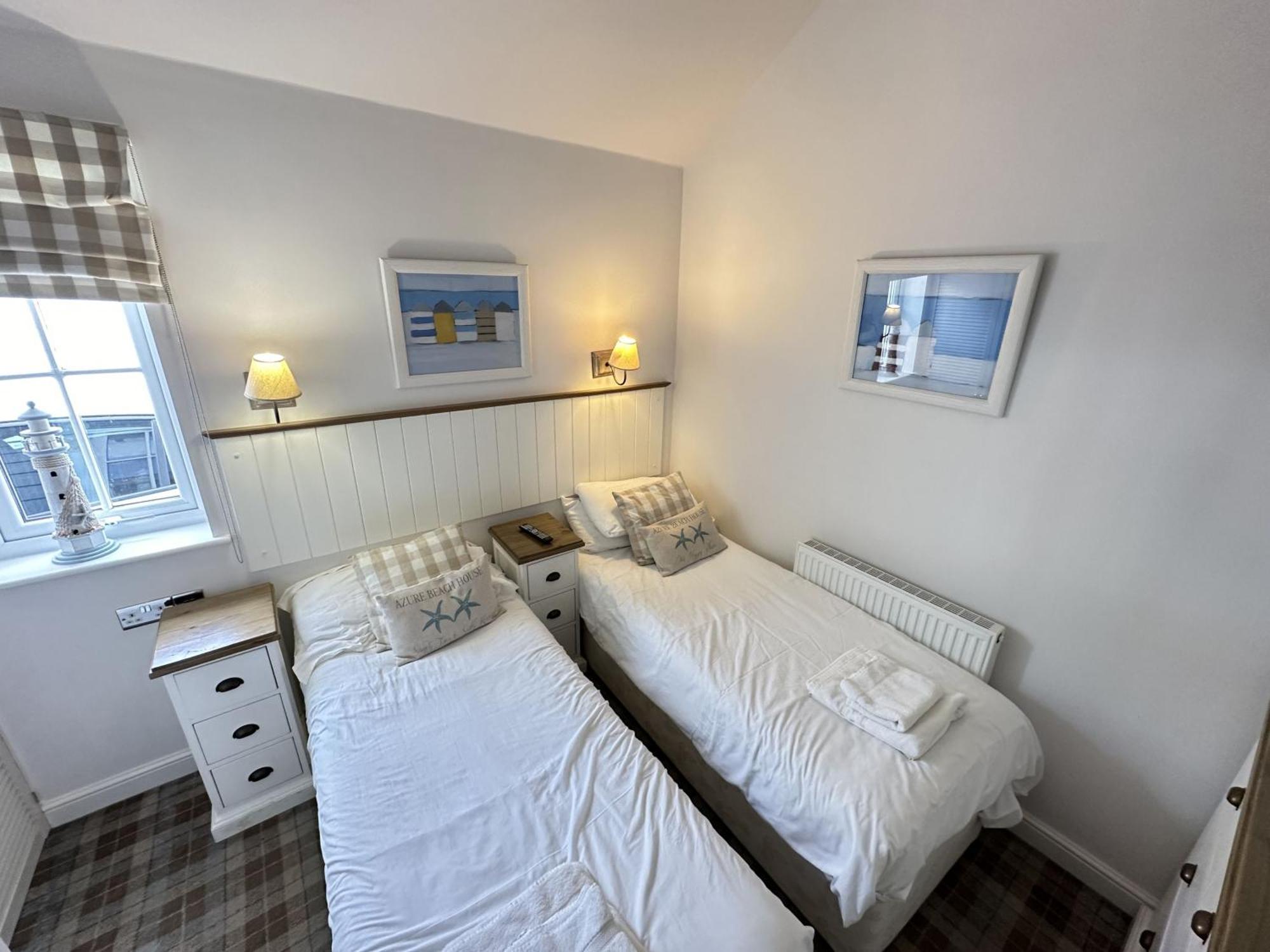 Azure Beach House Filey Exterior foto